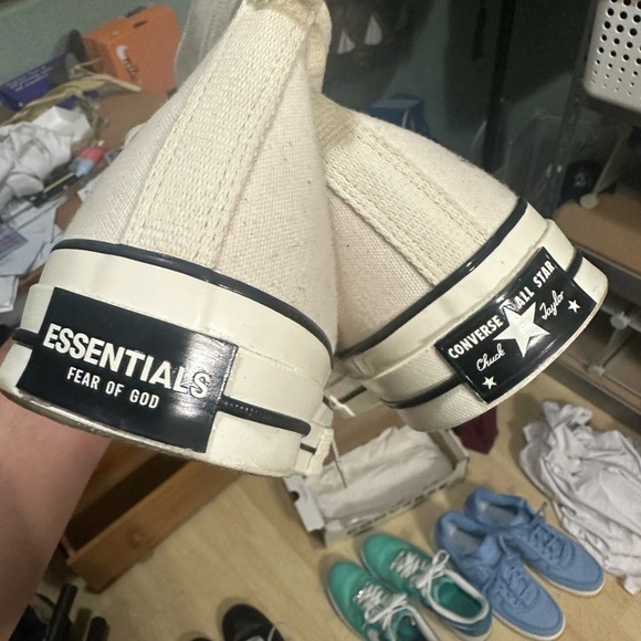 Tried on never worn outside clean clean shoe - Picture 5 of 8